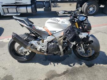  Salvage Aprilia RSV4 1100