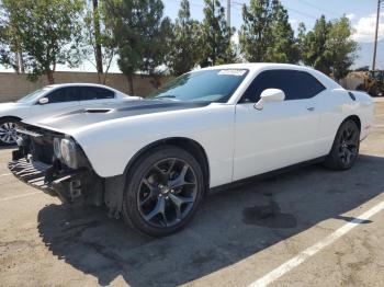  Salvage Dodge Challenger