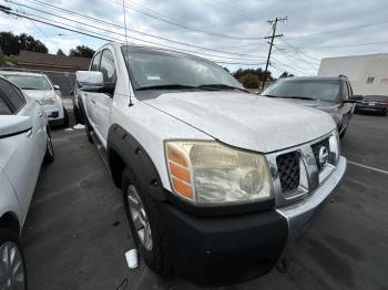  Salvage Nissan Titan