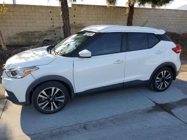  Salvage Nissan Kicks