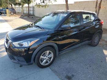  Salvage Nissan Kicks