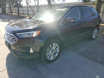  Salvage Ford Edge