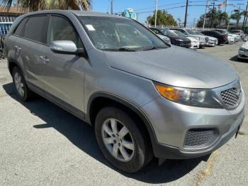  Salvage Kia Sorento