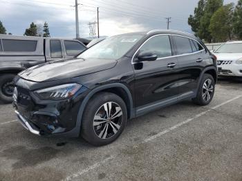  Salvage Mercedes-Benz GLA