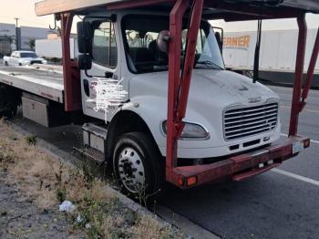  Salvage Freightliner M2 106 Med