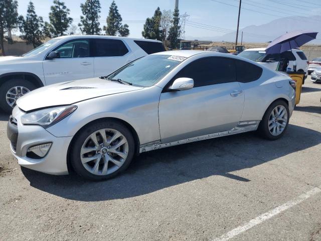  Salvage Hyundai Genesis