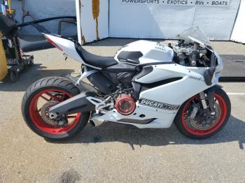 Salvage Ducati Superbike