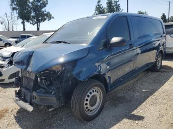  Salvage Mercedes-Benz Metris