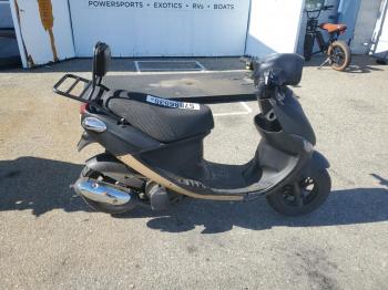  Salvage Genuine Scooter Co. Scooter