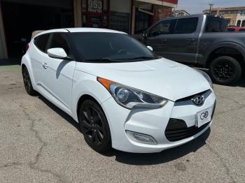  Salvage Hyundai VELOSTER