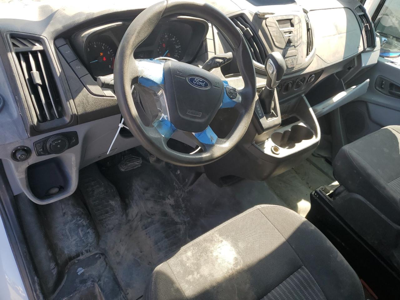 Ford Transit T-250 Image 9