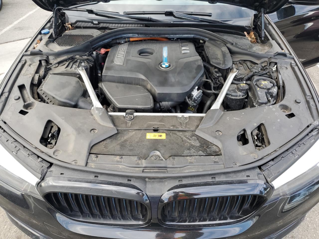 BMW 5 Series Image 8