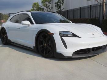  Salvage Porsche Taycan