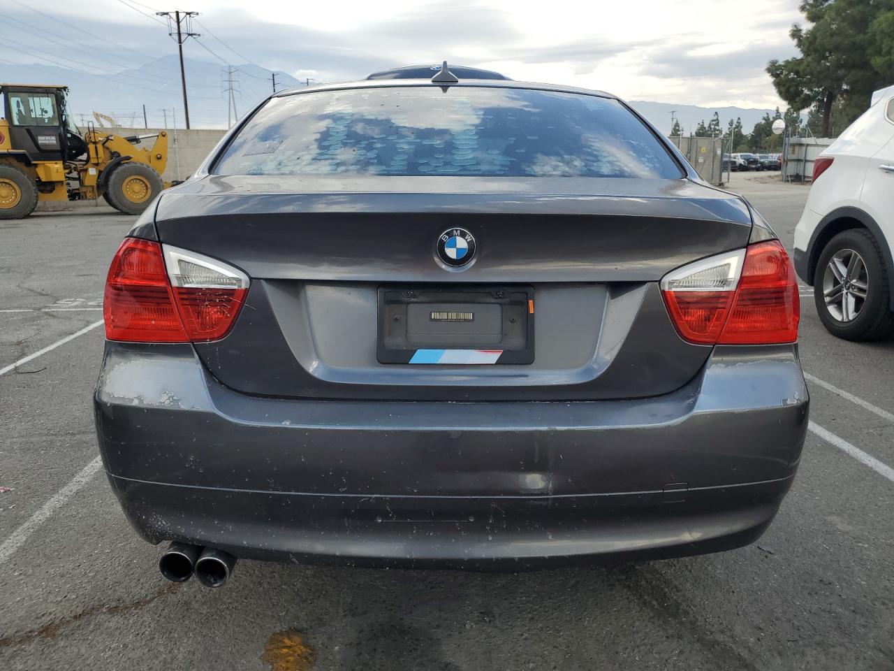 BMW 3 Series I Image 6