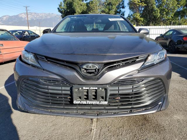 Toyota Camry L Image 10