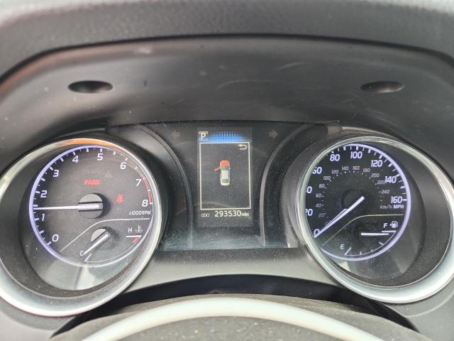 Toyota Camry L Image 5