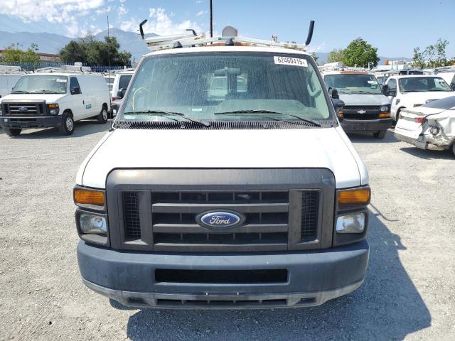 Ford Econoline E250 Van Image 7