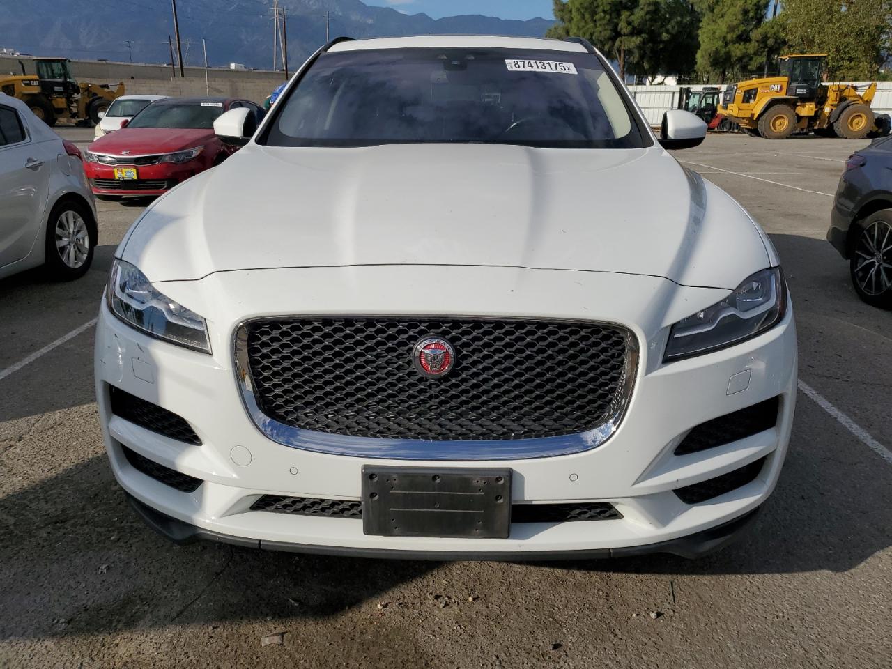 Jaguar F-PACE Prestige Image 7