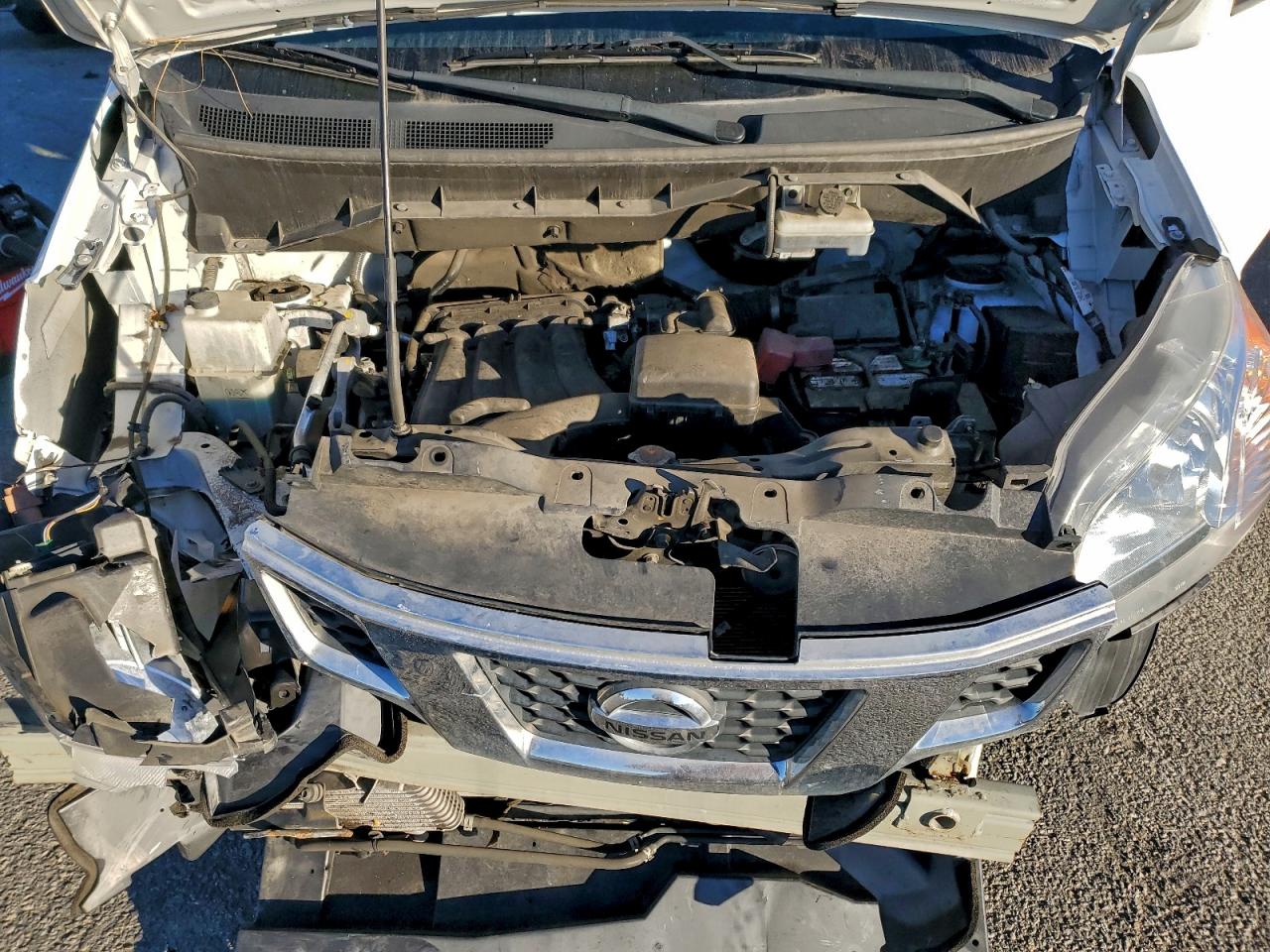 Nissan Nv 2.5s Image 9