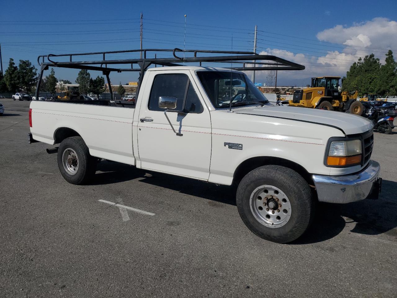 Ford F-250 Image 2