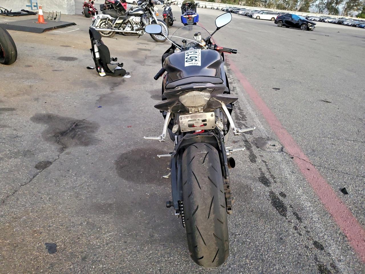 Yamaha Yzf L Image 3