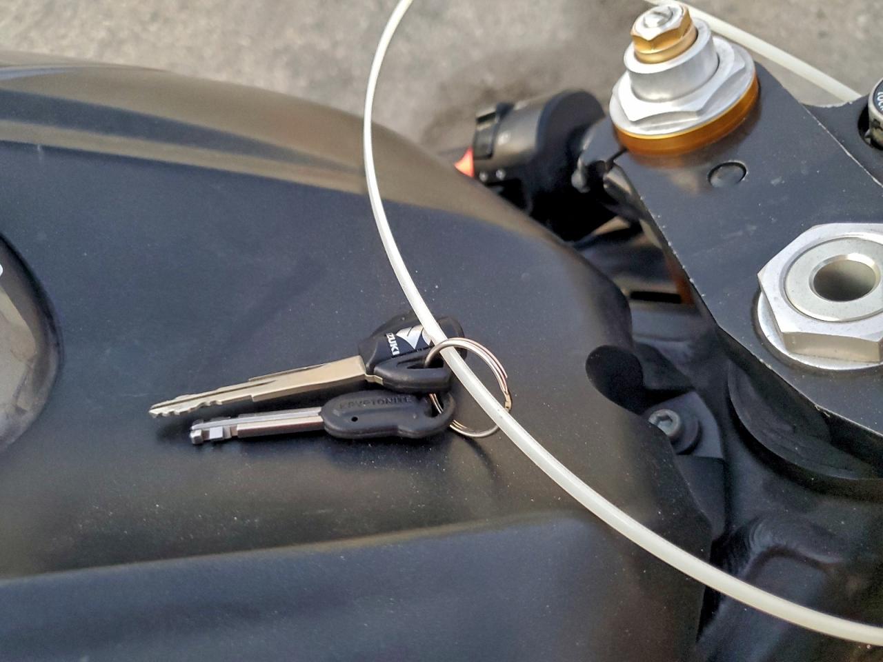 Yamaha Yzf L Image 7