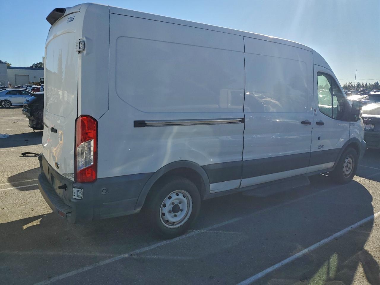 Ford Transit T-150 Image 11