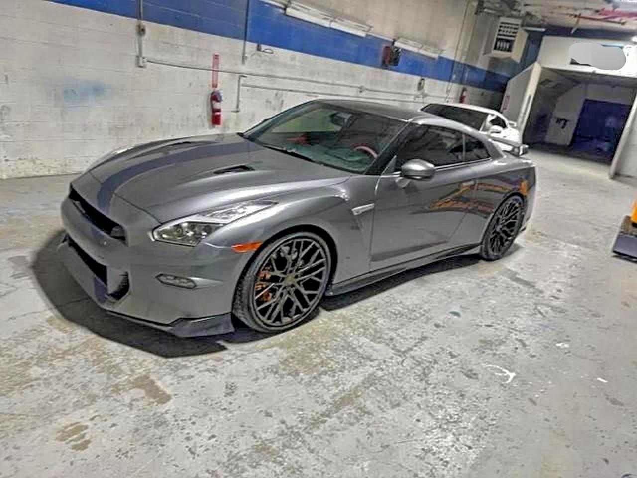 Nissan Gtr Premium Image 10