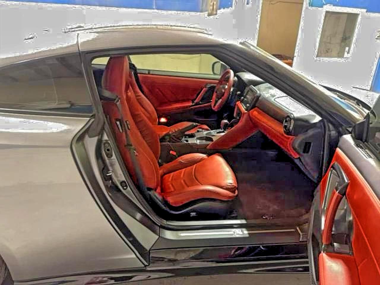 Nissan Gtr Premium Image 8