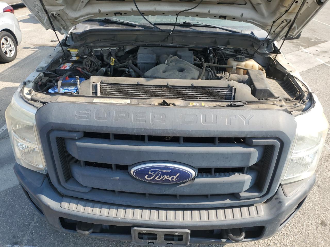 Ford F-350 Super Duty Image 13