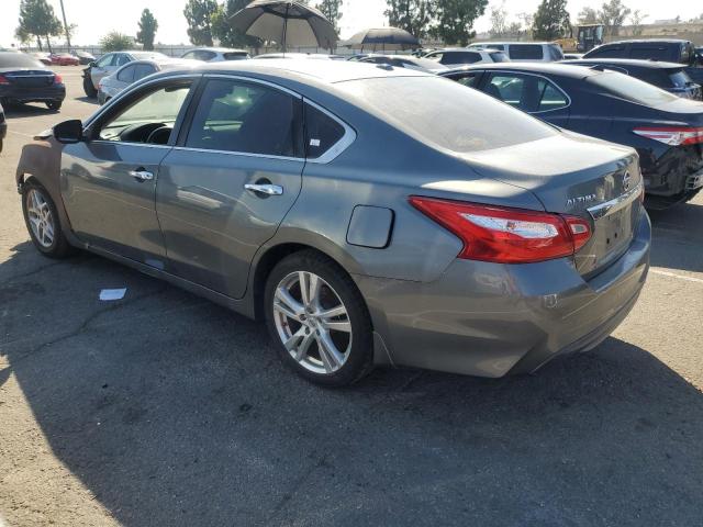 Nissan Altima 3.5sl Image 2