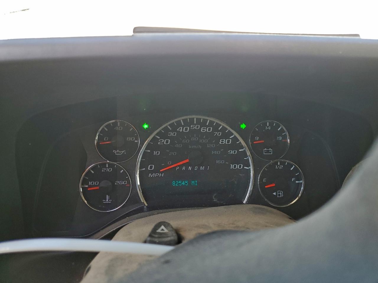 Chevrolet Express Image 7