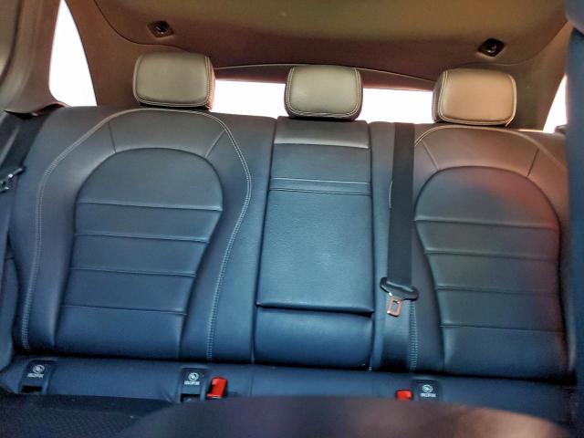 Mercedes-Benz GLC 300 Image 4