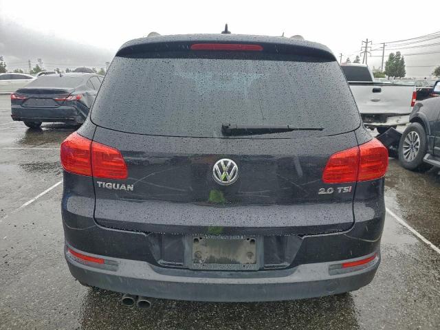 Volkswagen Tiguan S Image 12