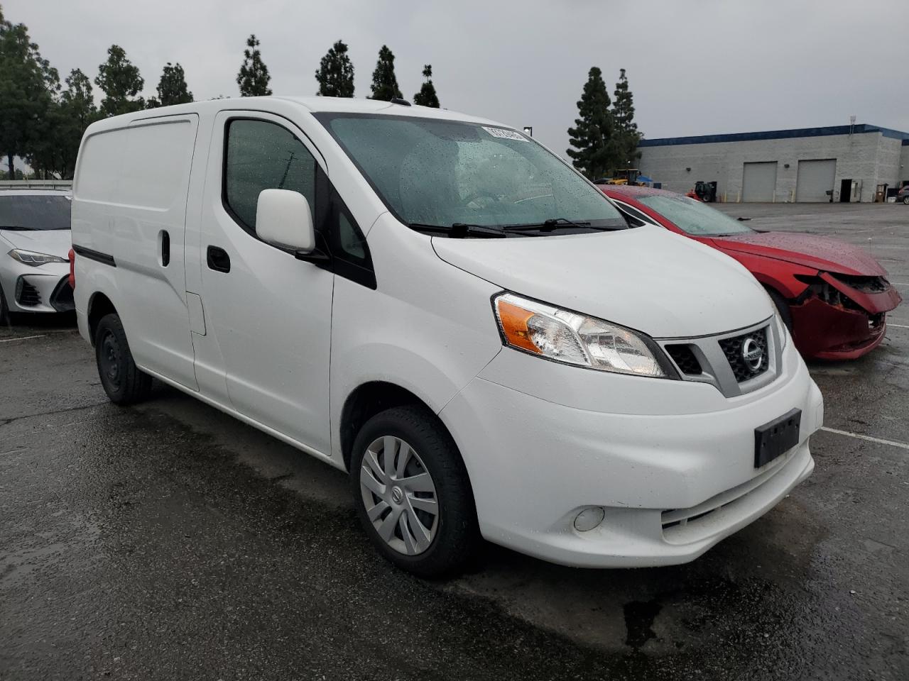 Nissan Nv 2.5s Image 3