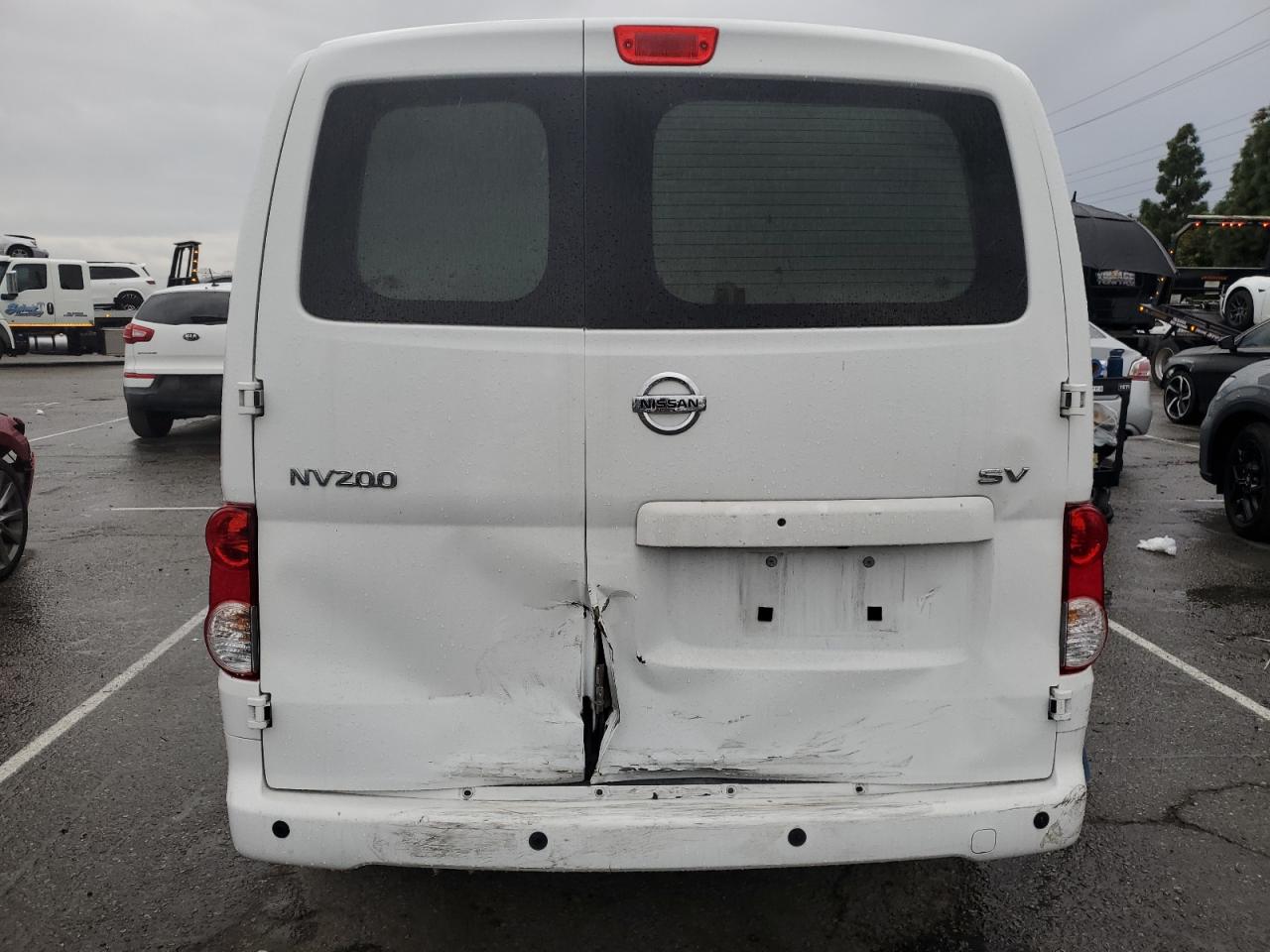 Nissan Nv 2.5s Image 10
