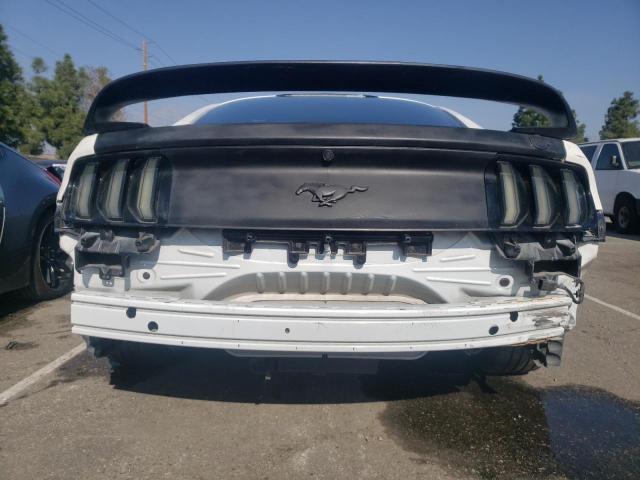 Ford Mustang Image 4