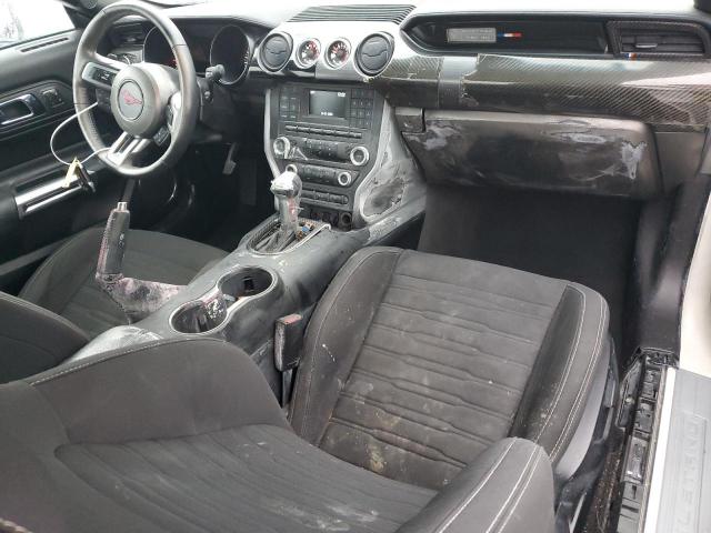 Ford Mustang Image 7