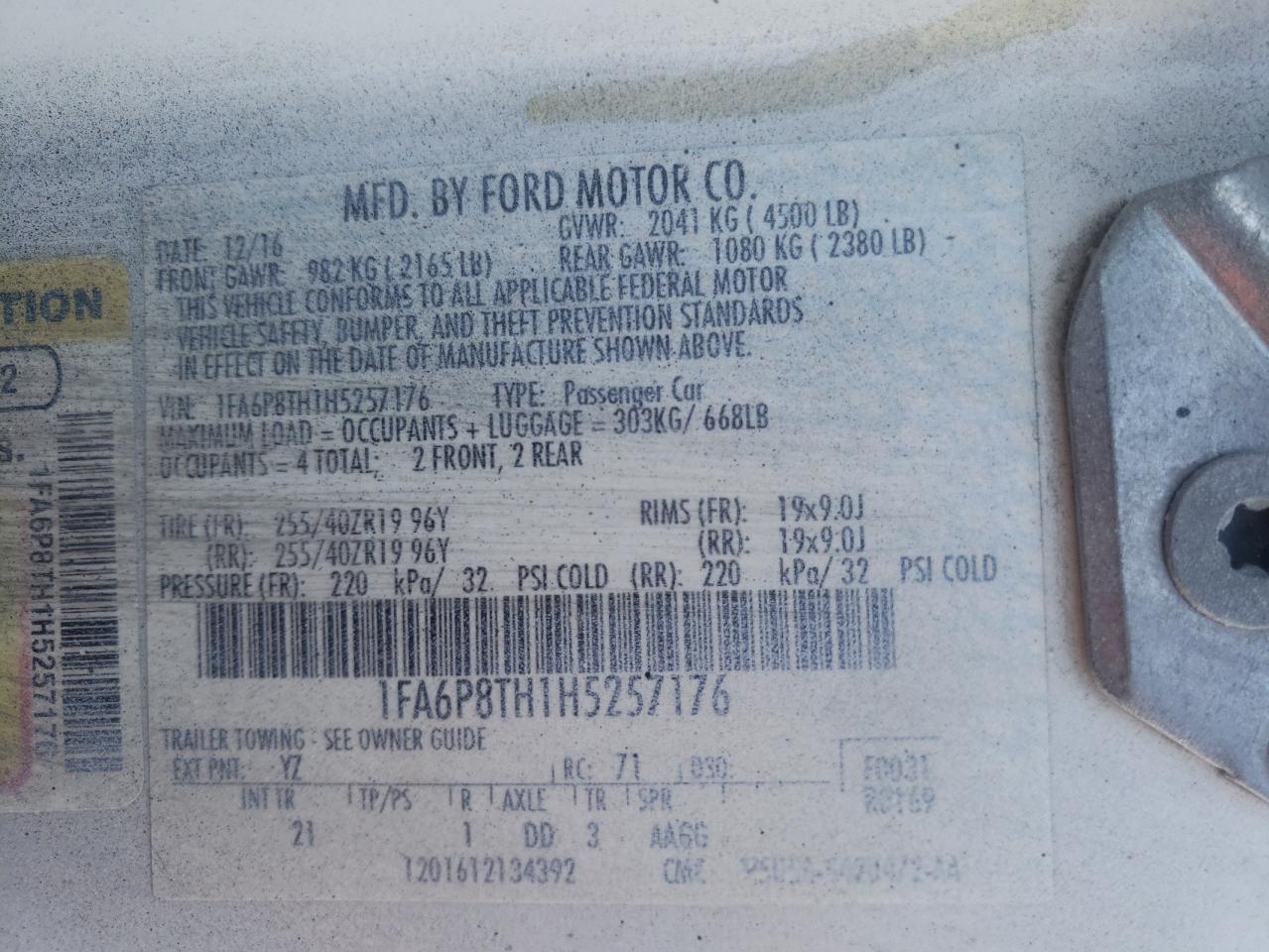 Ford Mustang Image 11