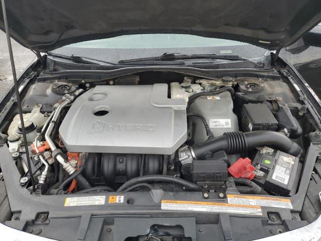 Ford Fusion Hybrid Image 4