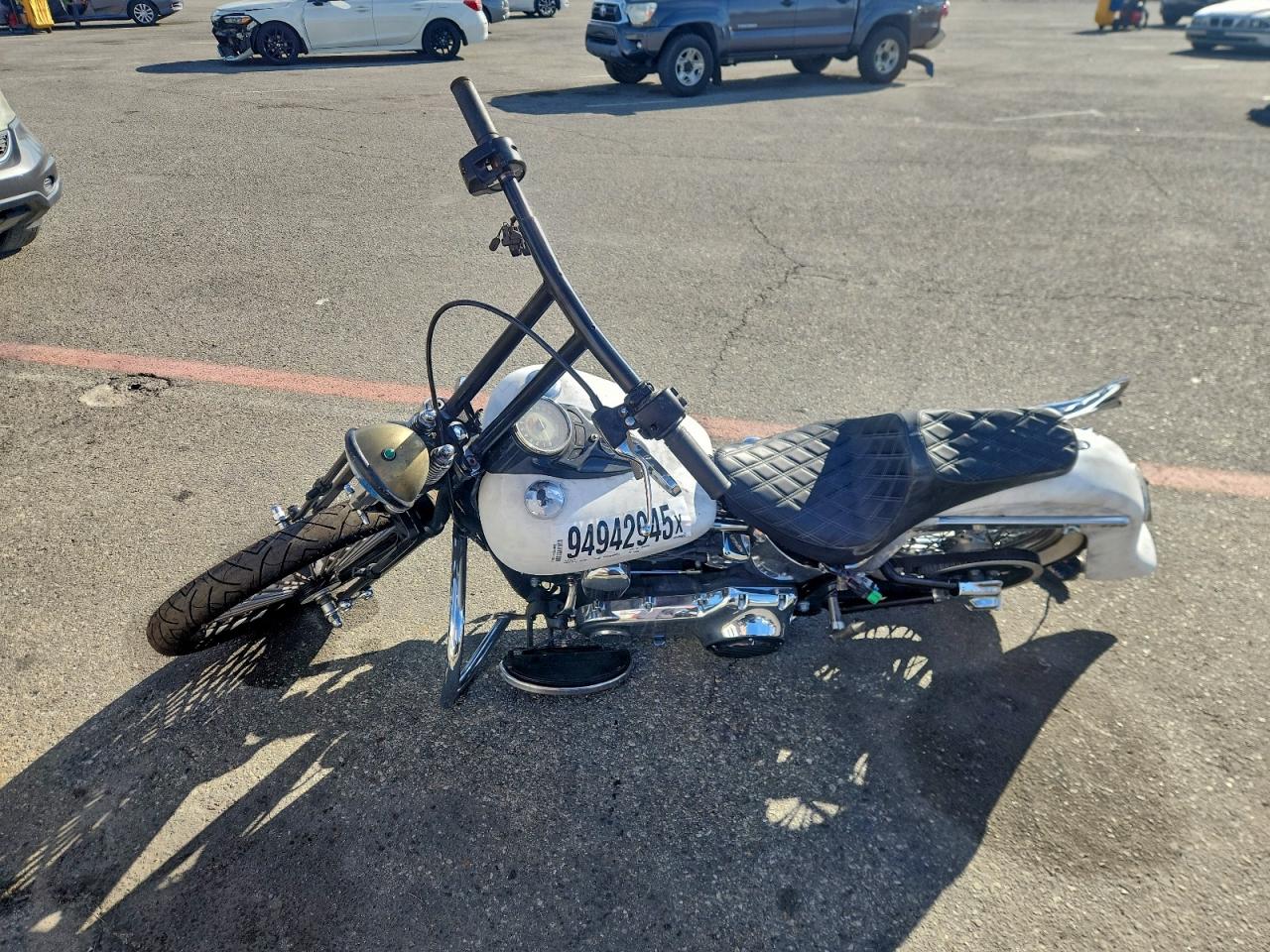 Harley-Davidson Fl Heritage Softail Classic Image 6