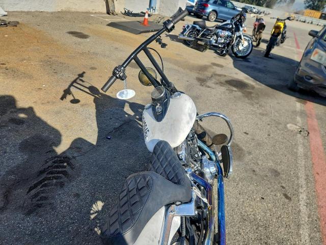 Harley-Davidson Fl Heritage Softail Classic Image 2