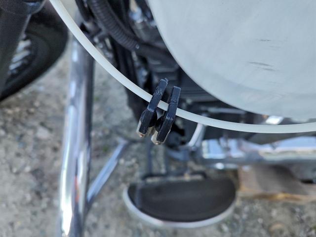 Harley-Davidson Fl Heritage Softail Classic Image 4