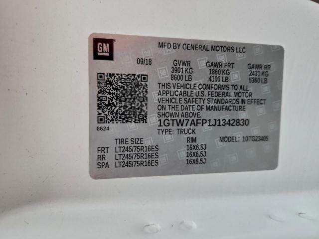 GMC Savana G2500 Image 6