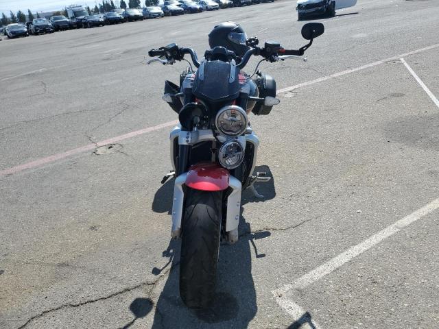 Triumph Motorcycle Rocket 3 G Gt Image 2