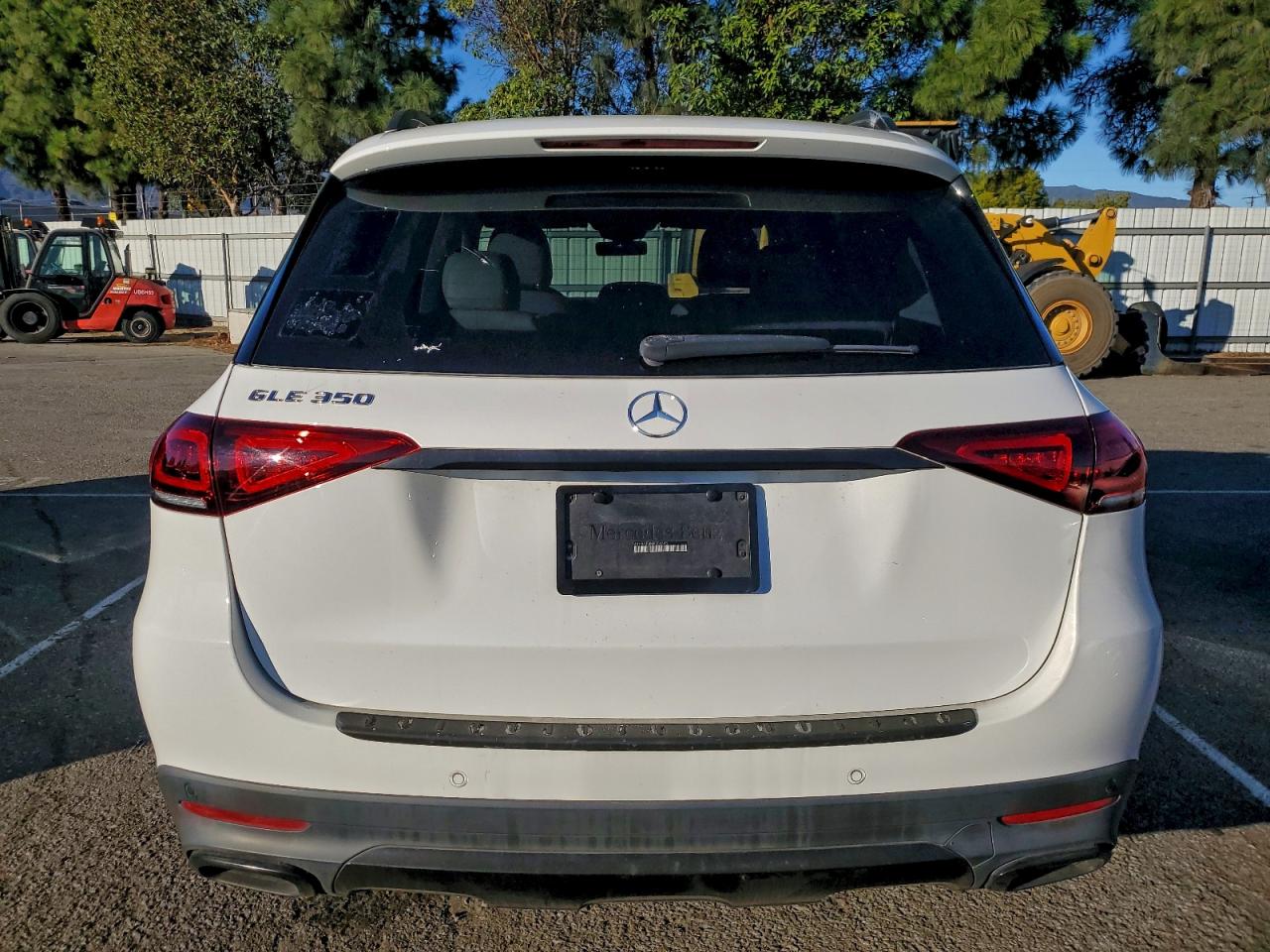 Mercedes-Benz GLE 350 Image 13