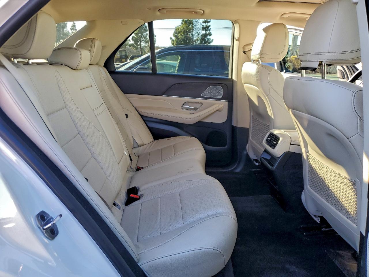 Mercedes-Benz GLE 350 Image 11
