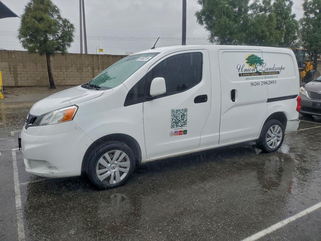 Nissan Nv 2.5s Image 1