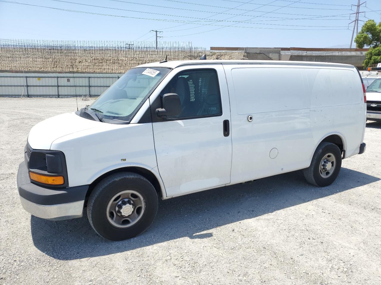 Chevrolet Express Image 1