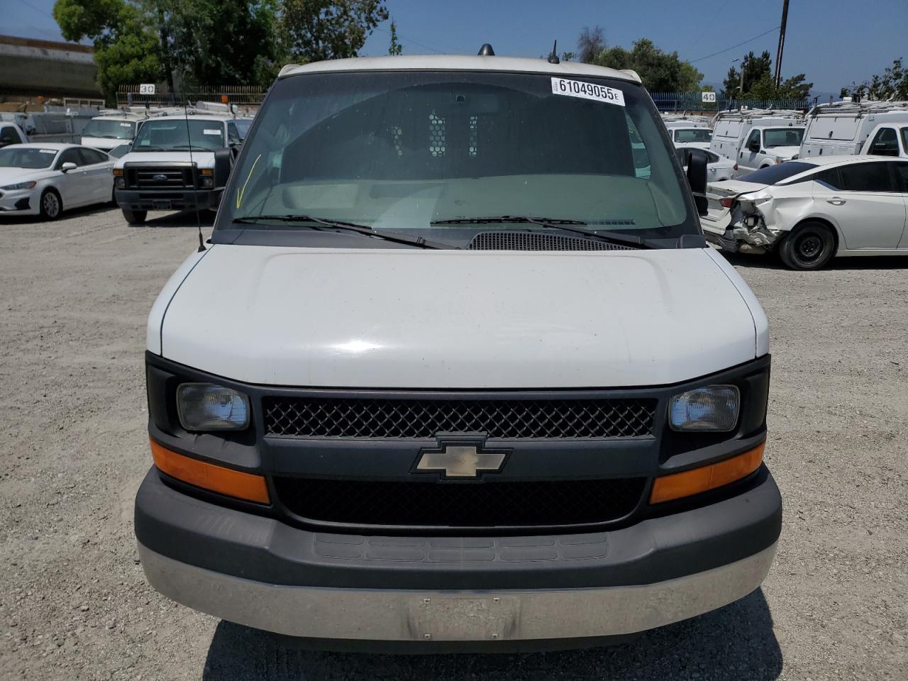 Chevrolet Express Image 8